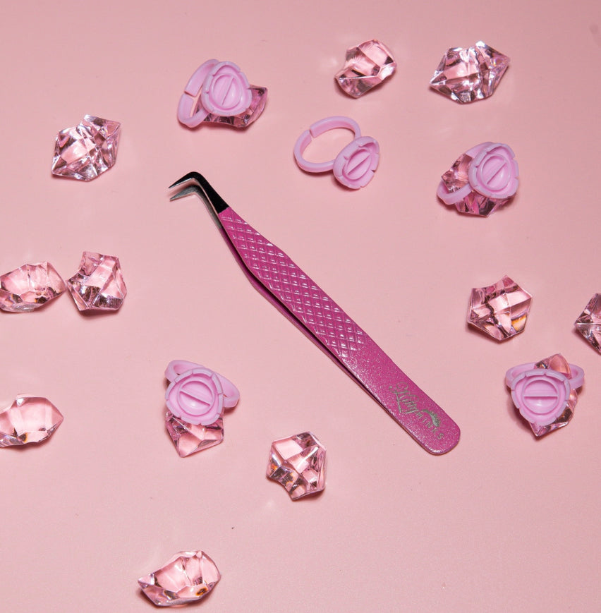 Mega fan Tweezer’s